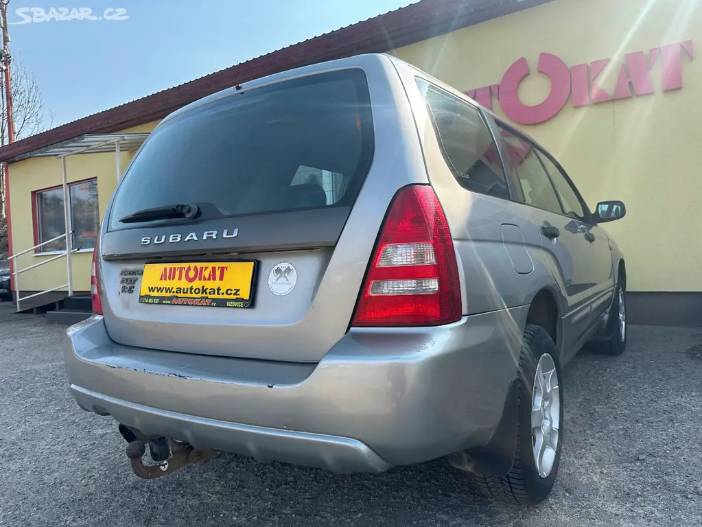 Subaru Forester 2.5i 155kW/4x4/Tažné - fotka 3