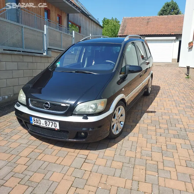 Opel Zafira OPC
