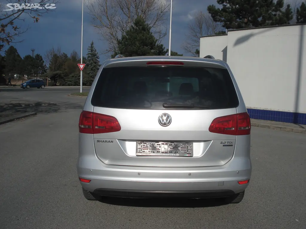 Volkswagen Sharan, 2.0 TDi HIGHLINE 7 M 125 KW - fotka 4
