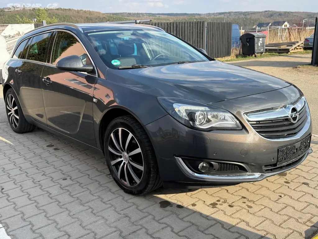 OPEL INSIGNIA SPORT 1.6 TURBO BENZIN 125KW NAVI - fotka 3