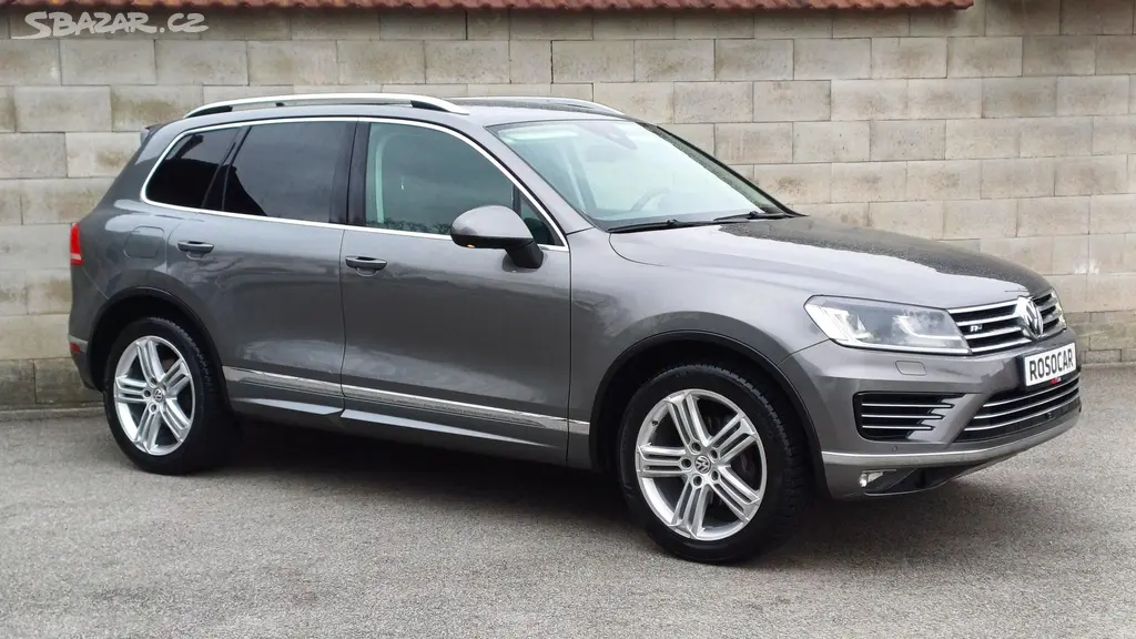 Volkswagen Touareg, 3.0 TDI 193kW R-LINE-WEBASTO- - fotka 3