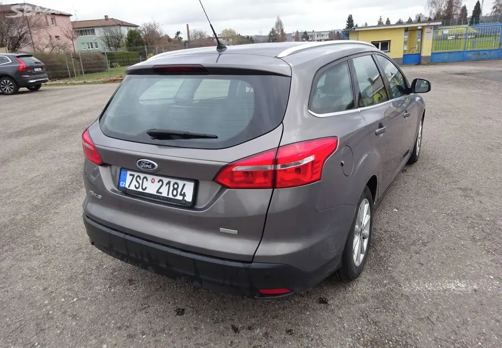 Ford Focus, 1.0i r.v.-2015 (92 KW) - fotka 4