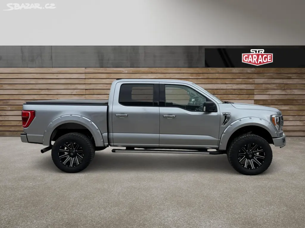 Ford F-150, + ROUGH COUNTRY + V8 + 6 míst - fotka 2