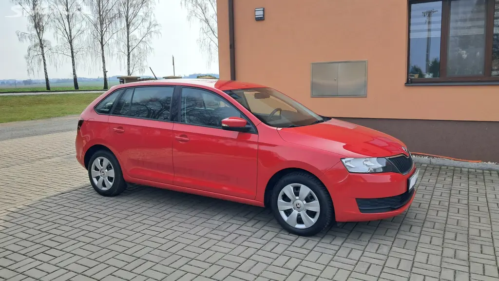 Škoda Rapid, Spaceback 1.0 TSI ČR - fotka 3