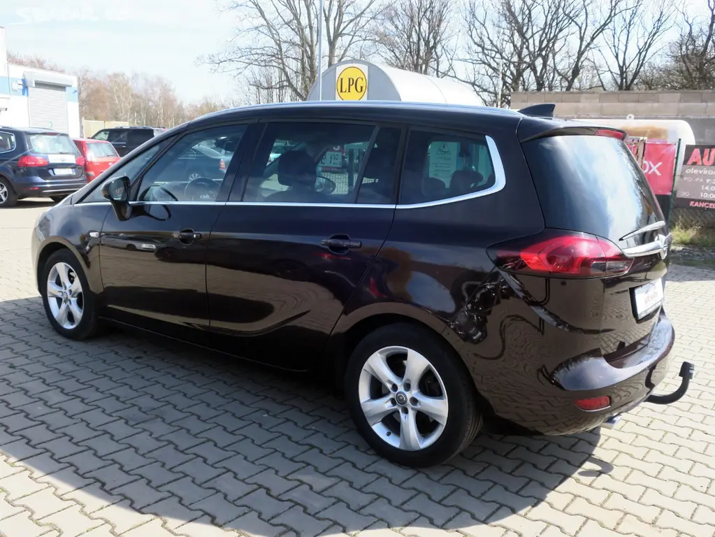 Opel Zafira 2.0 CDTi Automat Innovation - fotka 6
