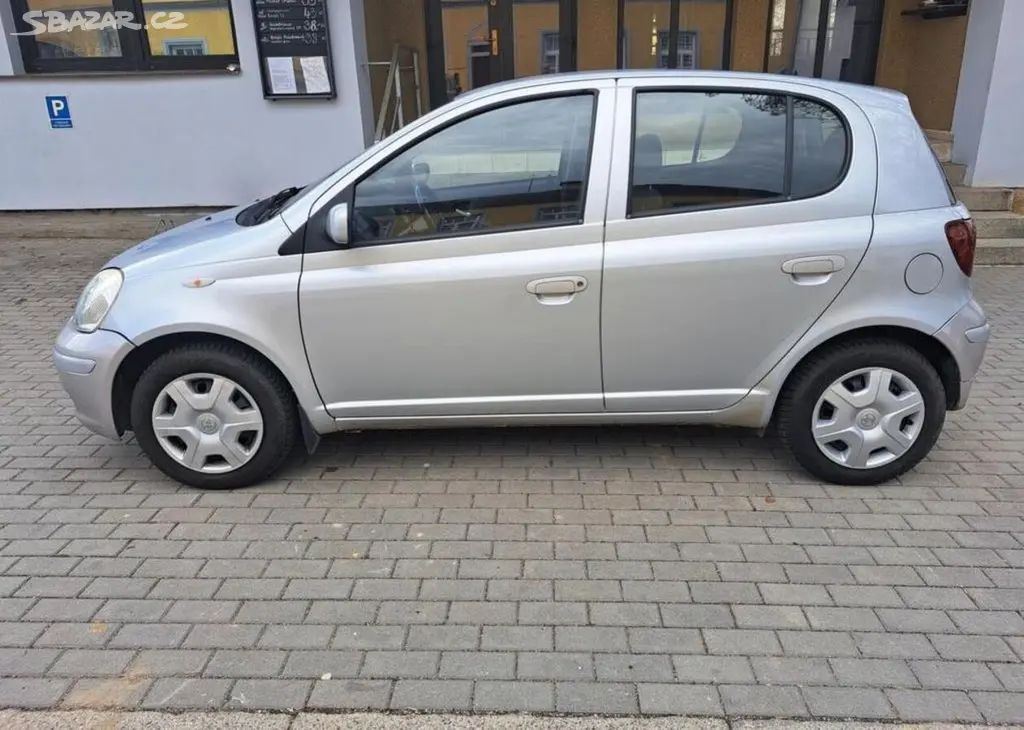 Toyota Yaris 1,4 D-4D nafta manuální - fotka 6