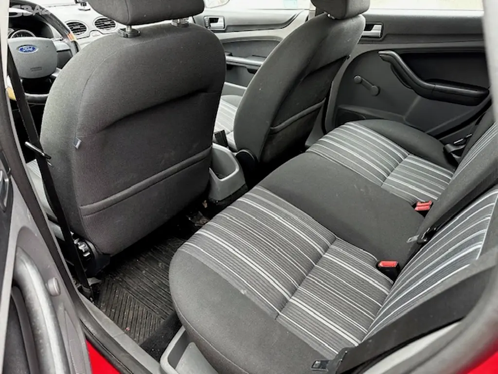 Ford Focus 1.6i 74kw, r.2008, odpočet DPH,původ ČR - fotka 5