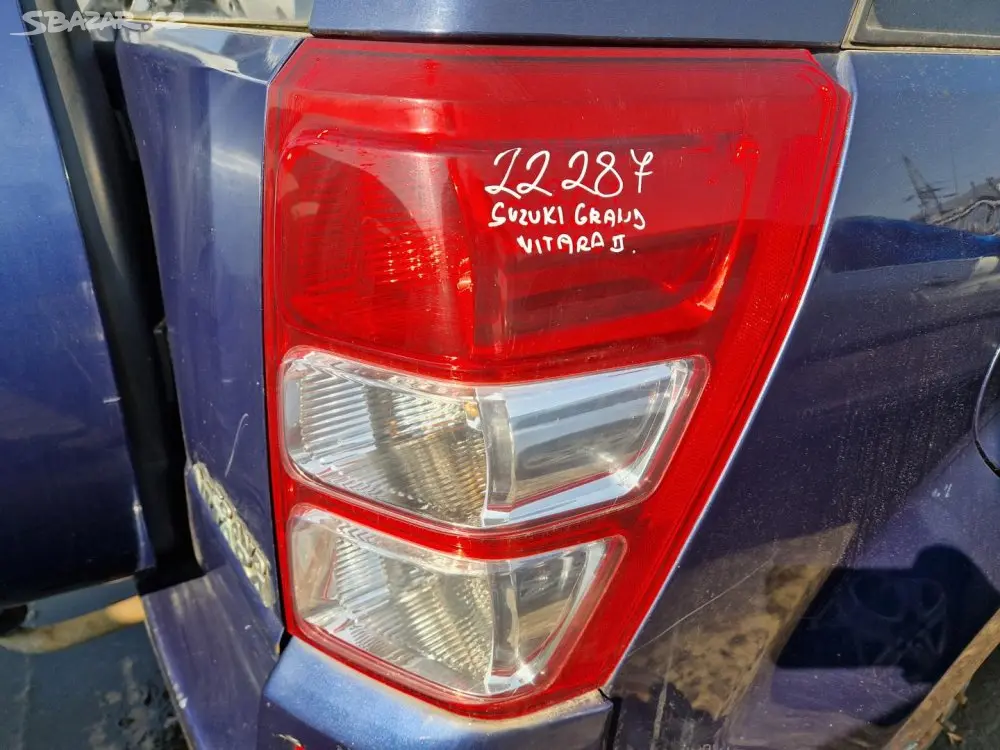 Náhled: PRAVÉ ZADNÍ SVĚTLO SUZUKI GRAND VITARA II - 22287
