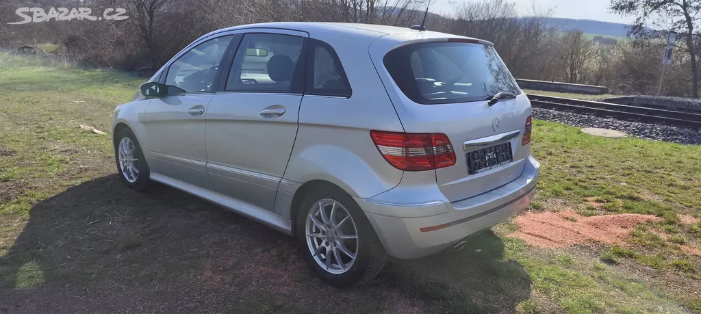 Mercedes B180 Cdi nová STK - fotka 5