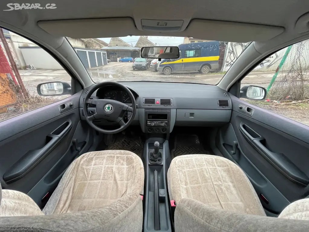 Škoda Fabia 1.2 MPi 82t.km - fotka 5