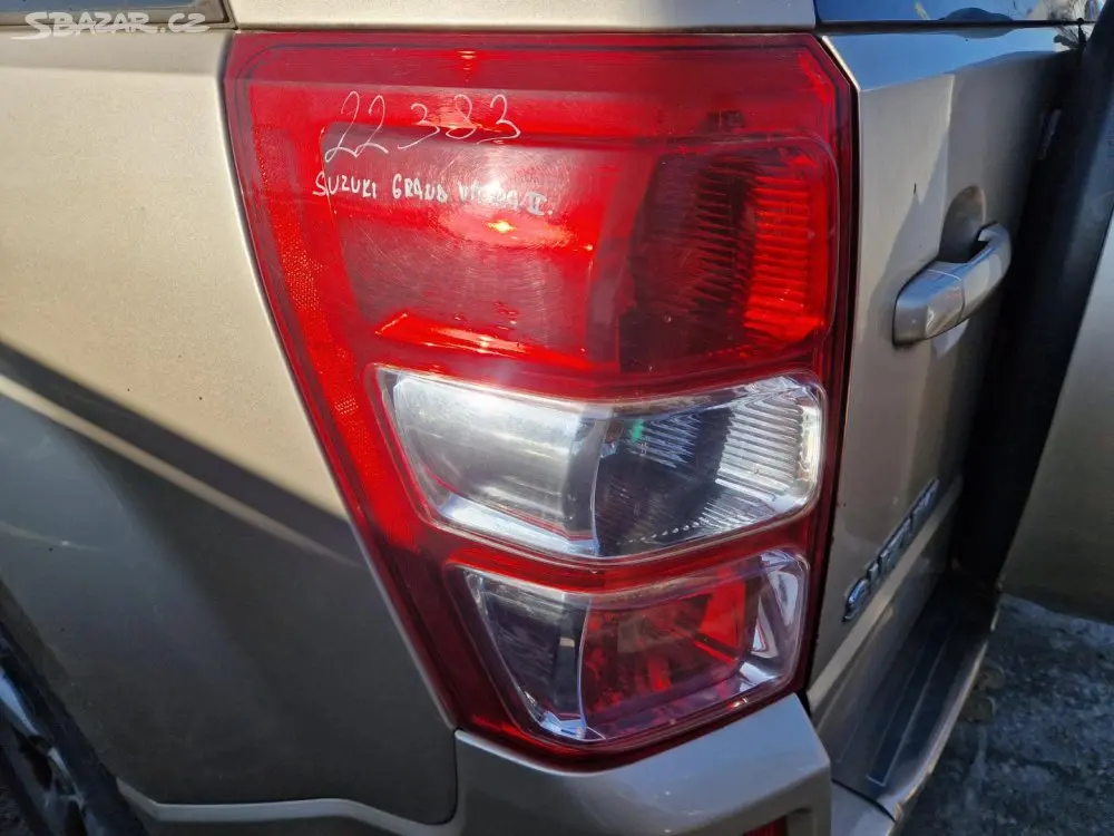 Náhled: LEVÉ ZADNÍ SVĚTLO SUZUKI GRAND VITARA II - 22383