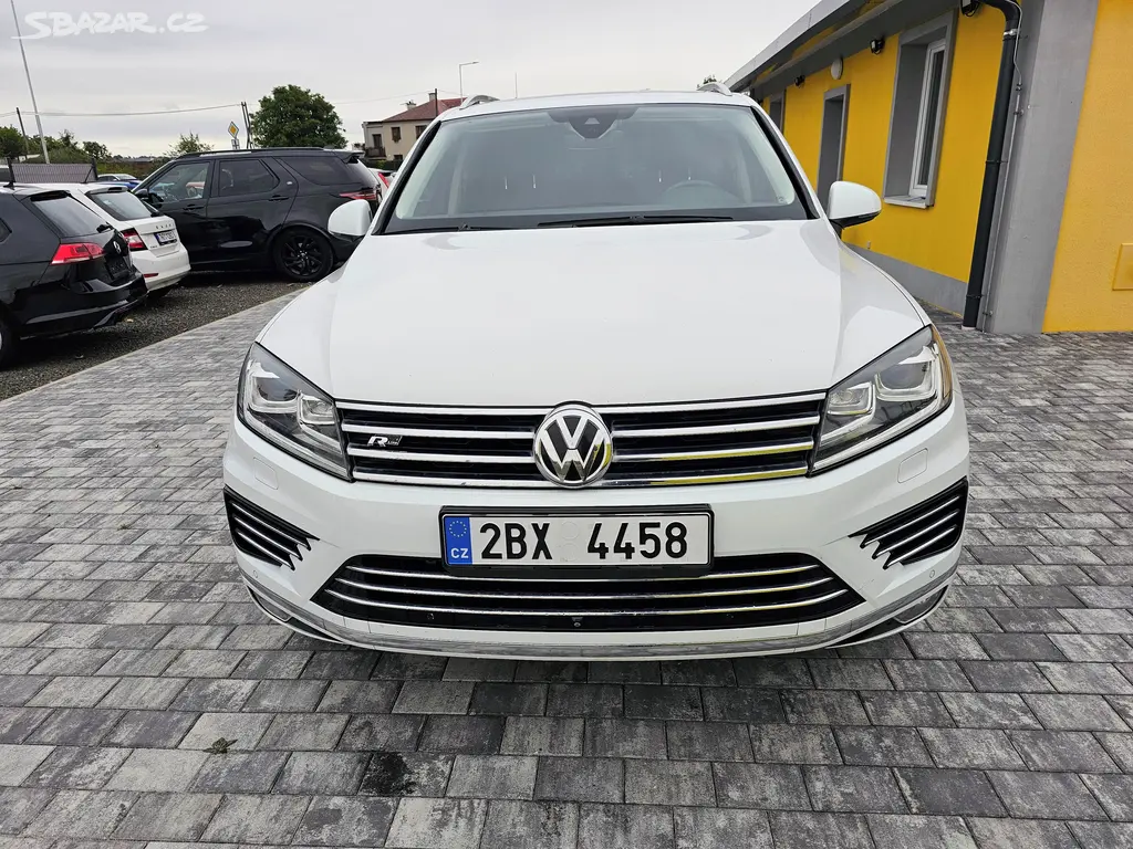 Volkswagen Touareg, 3.0TDI 193kW, R-Line - fotka 2