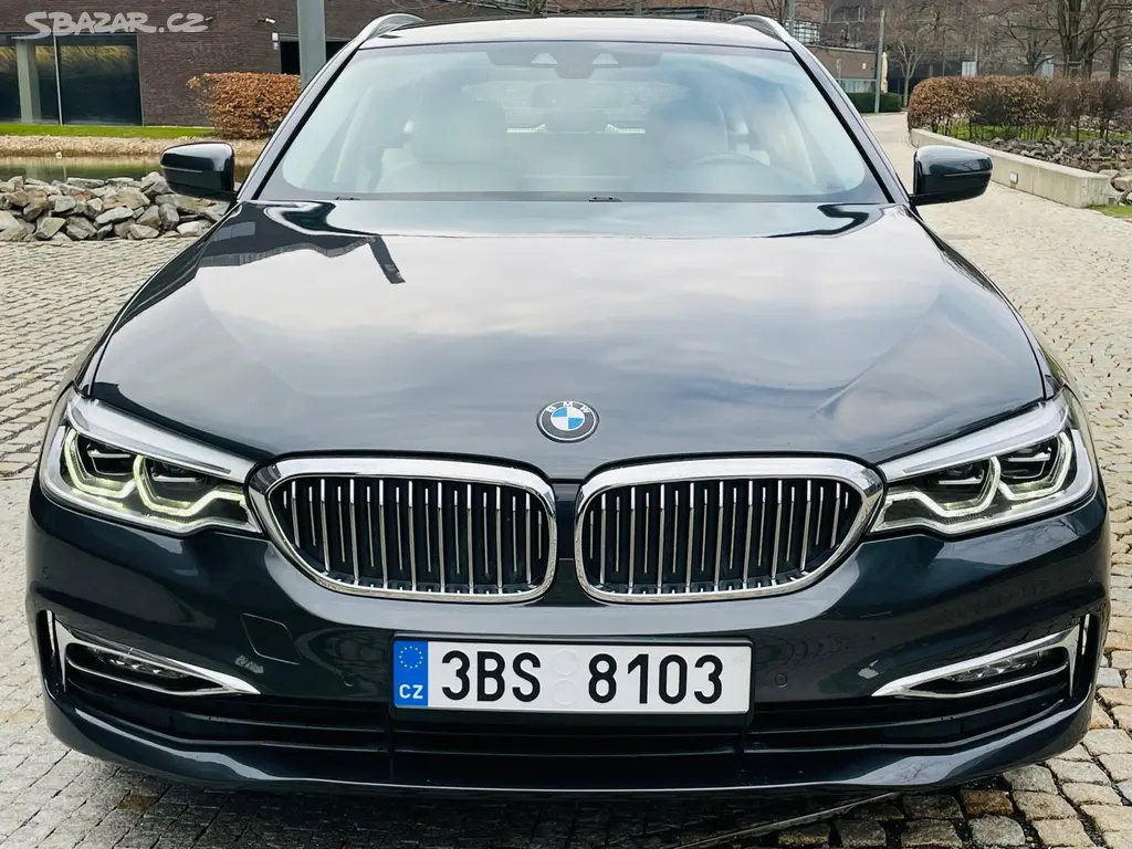 BMW Řada 5, 520D AUT KAMERA SERVISKA - fotka 6