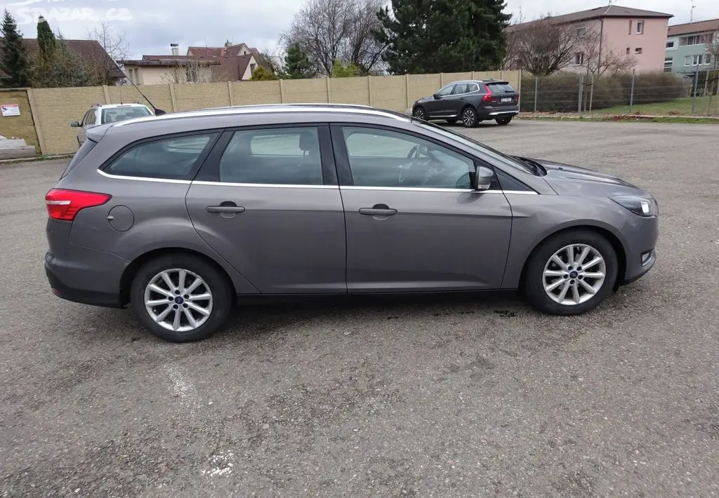 Ford Focus, 1.0i r.v.-2015 (92 KW) - fotka 3