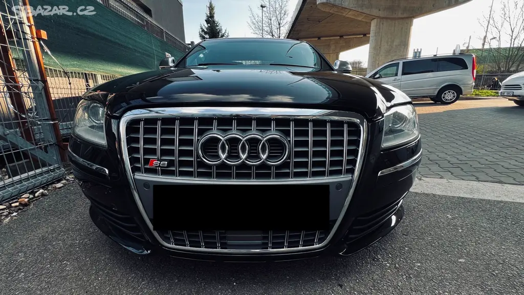 Audi S8 5,2 V10 S-line 2011 Keram, B§O,Lamborg,CZ - fotka 2