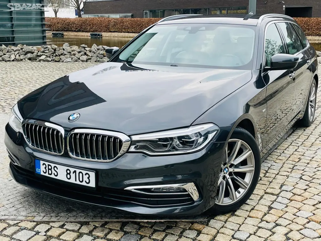 BMW Řada 5, 520D AUT KAMERA SERVISKA