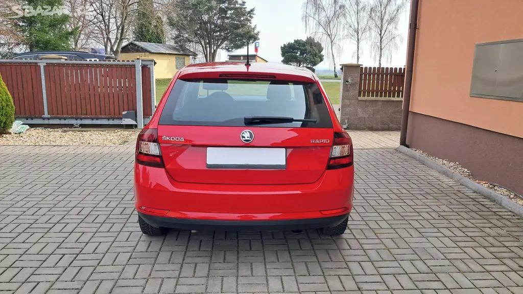 Škoda Rapid, Spaceback 1.0 TSI ČR - fotka 5