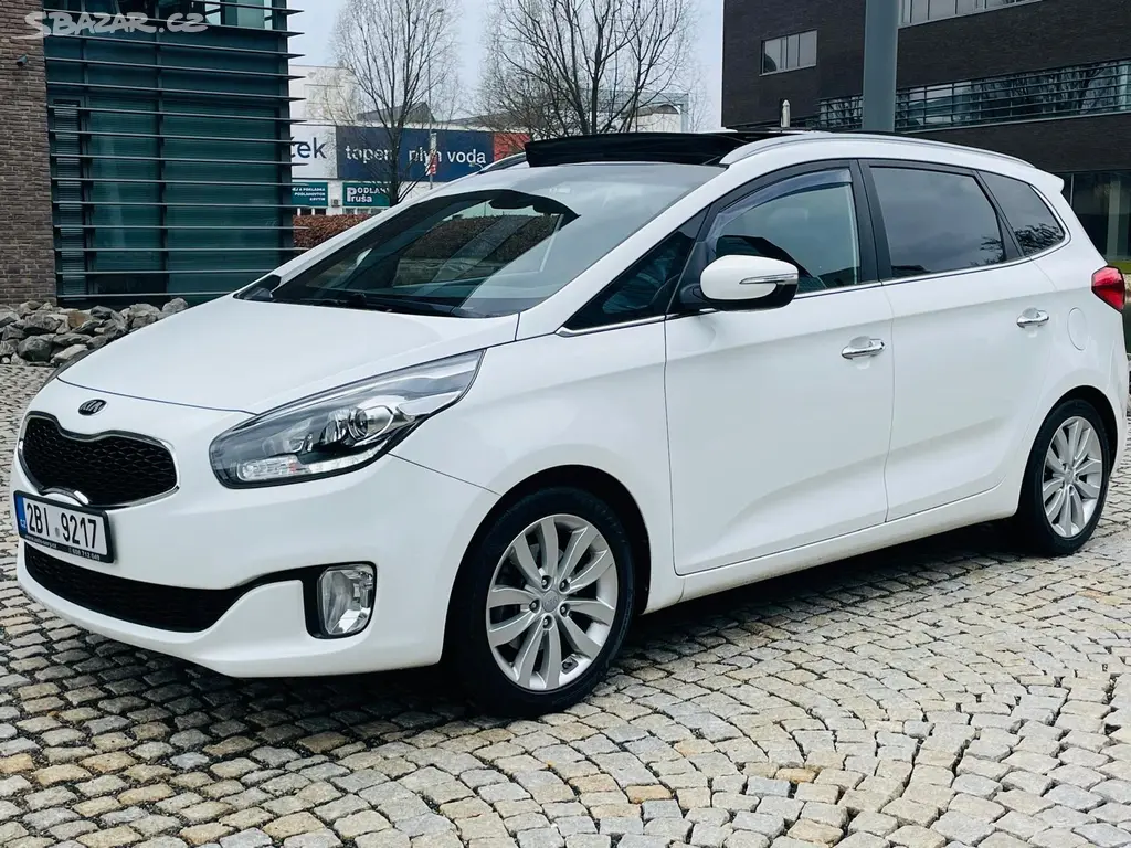 Kia Carens, 1.7CRDi 7MIST KAMERA PANORAMA - fotka 4