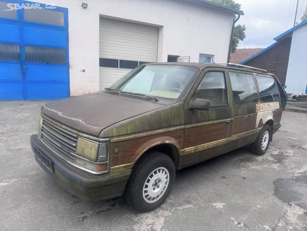 Chrysler Grand Voyager 1 model 1988 3,0 V6 - fotka 2