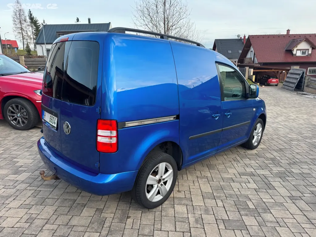 Volkswagen Caddy 2,0 TDi 81kW 4x4 4-motion - fotka 5