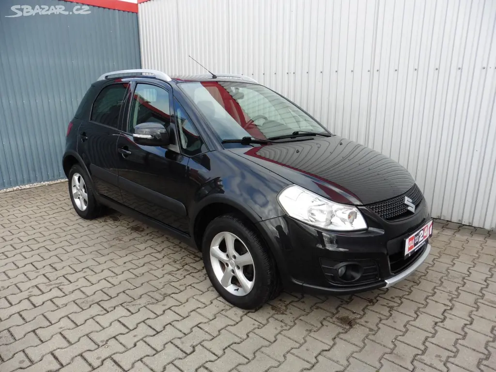 Suzuki SX4, 1.6 VVTi Style 4x4 Navi 1.maj. - fotka 2