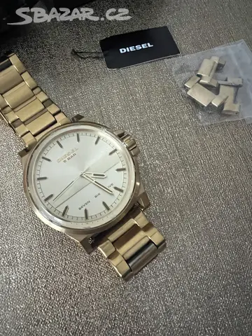 Krasne zlaté hodinky Diesel - Brno - Bazar - Sbazar.cz