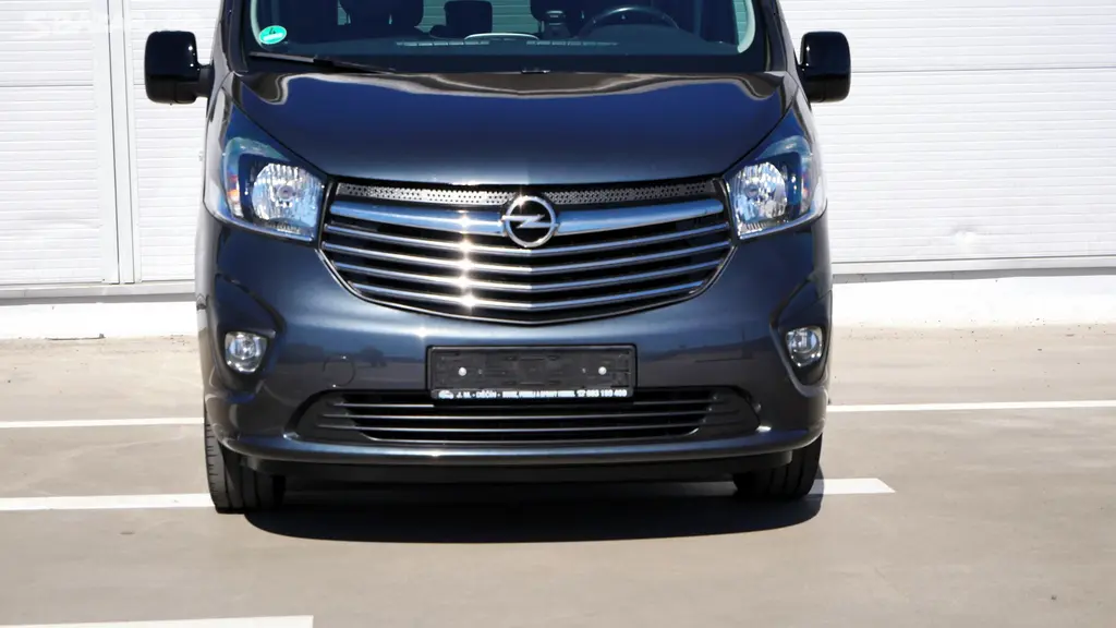 Opel Vivaro, 1.6 LIFE,KŮŽE,SPANÍ,WEBASTO,7M - fotka 2