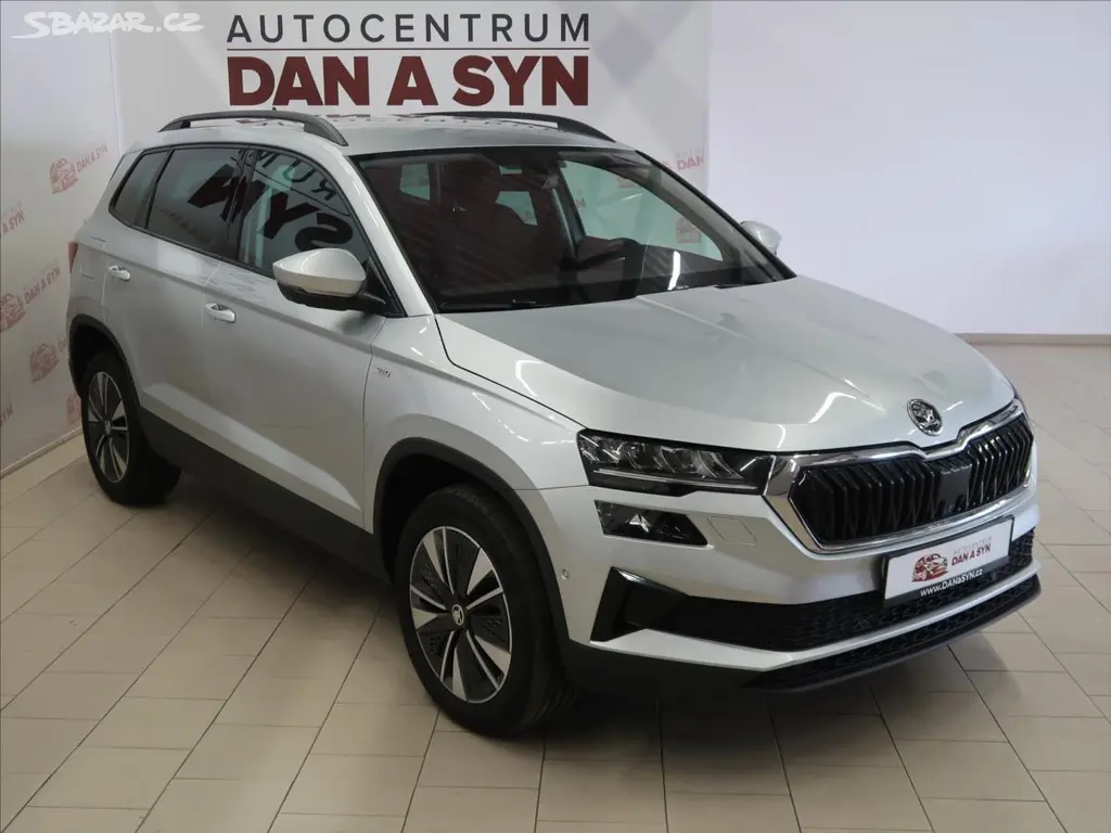 Škoda Karoq, 2,0 TDI DSG Tour 1.majitel - fotka 3