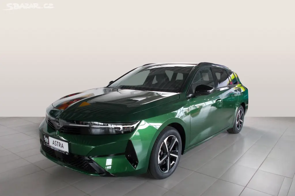 Opel Astra, Nova Ultimate ST Hybrid 1.2 TU