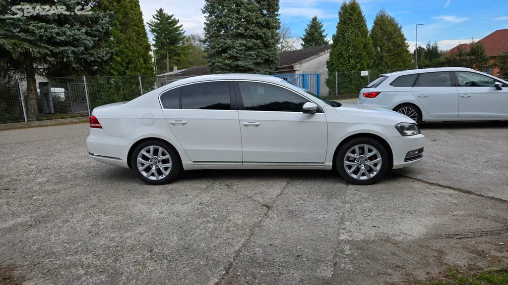 VOLKSWAGEN PASSAT B7 1.4 TSI CNG 110 kW MANUÁL - fotka 3