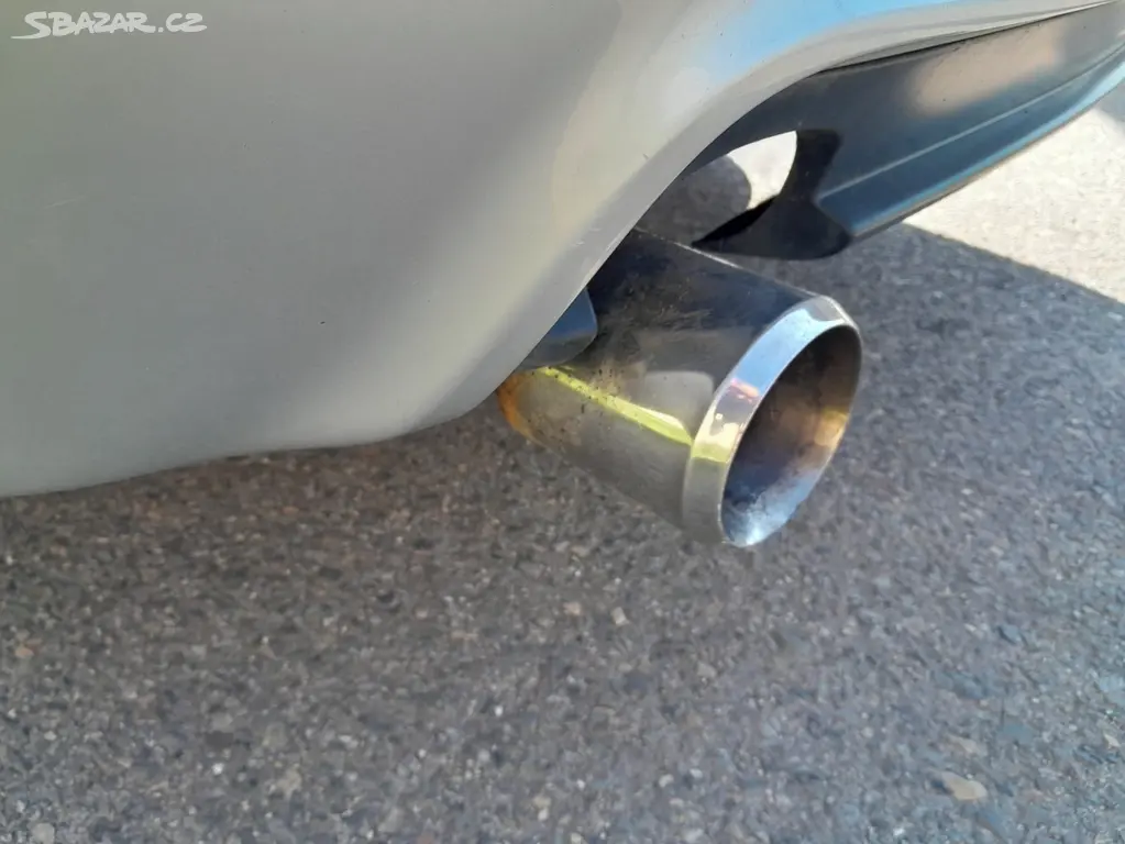 BMW 5 Series Touring 4.4 V8 - fotka 6