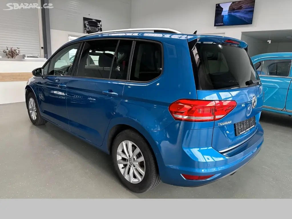 Volkswagen Touran 1.5 TSI Comfortline - 150 PS - fotka 4