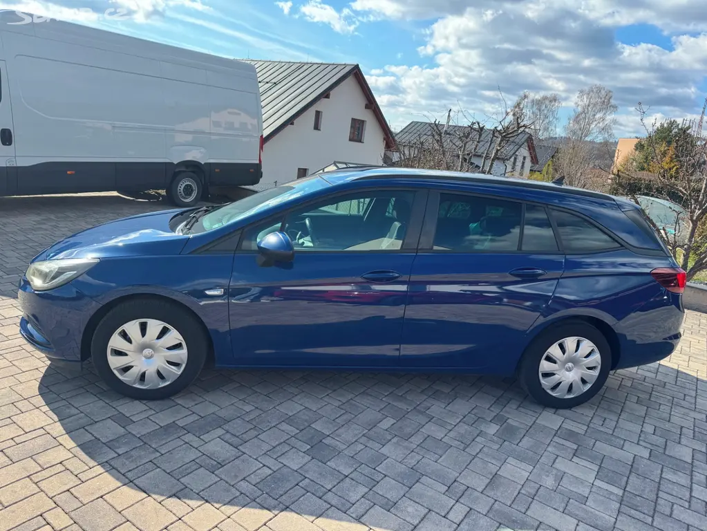 Opel Astra Combi 1,6 CDTi 81kW 2018 150tkm - fotka 2