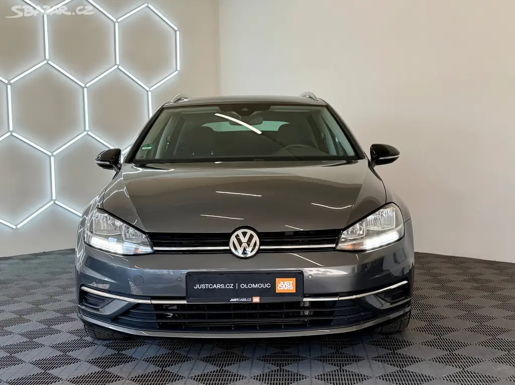 Volkswagen Golf, 1.6 TDI 85 kW / IQ.DRIVE - fotka 3