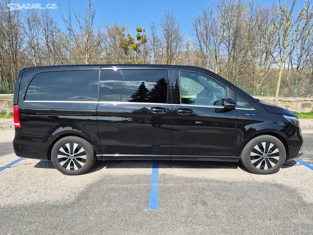 Mercedes-Benz EQV 300 lang, 150kW, 100kWh, vč. DPH - fotka 3