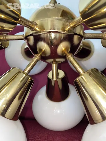 Ikonický retro lustr