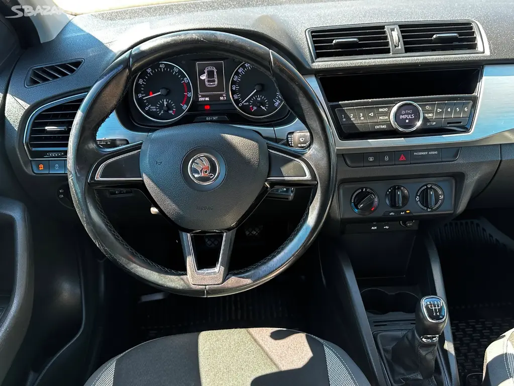 Škoda Fabia III1.2TSi, r.2015, klima, STK, 2.maj. - fotka 5