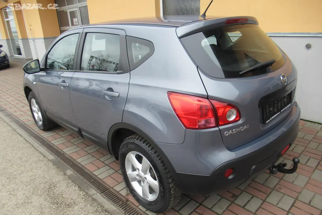 Nissan Qashqai, 1.5 DCi AUT. KLIMA TAŽNÉ 1.2t - fotka 4