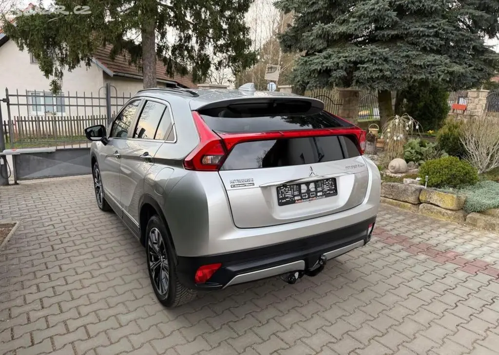 Mitsubishi Eclipse Cross - fotka 6