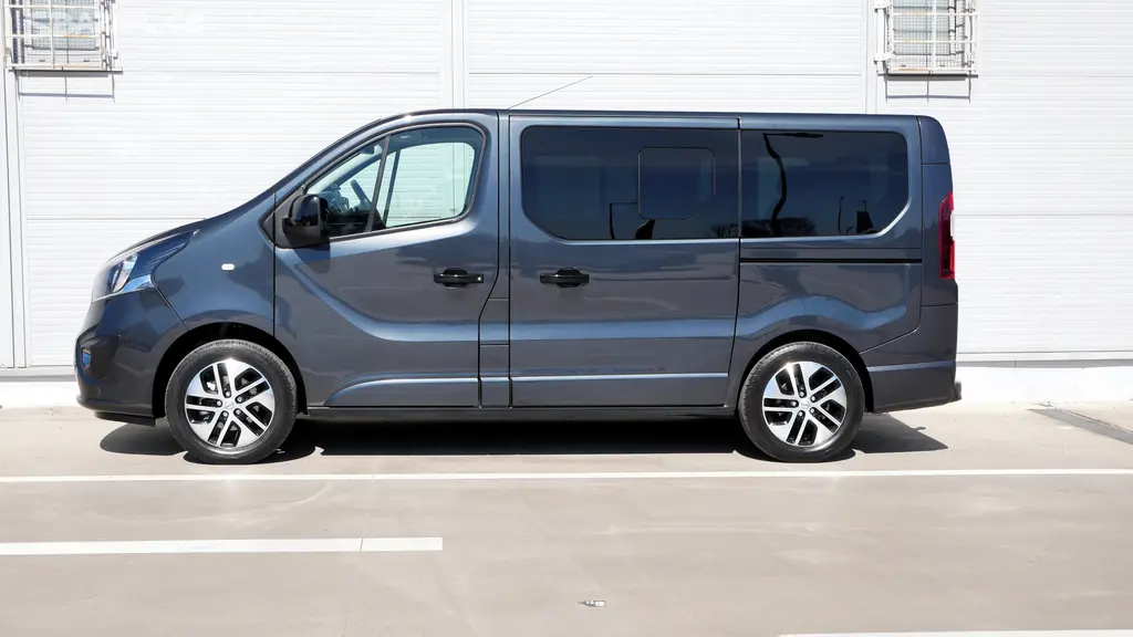 Renault Trafic, 1.6 SPACECLASS,KŮŽE,VEBASTO - fotka 3