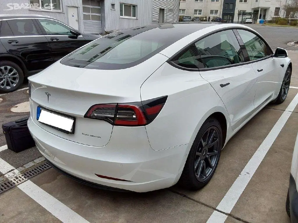 Tesla Model 3, AWD Long Range PŘIPRAVUJEME - fotka 4