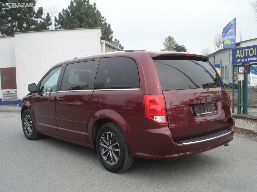 Dodge Grand Caravan - fotka 3