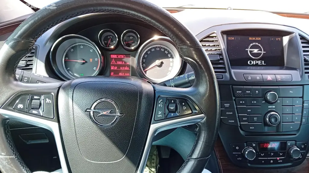 Opel Insignia 2.0 cdti - fotka 6