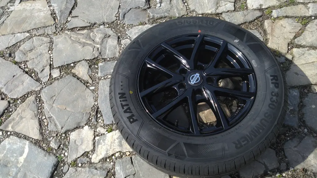 Náhled: al kola 16 5X114,3 NISSAN QASHQAI pneu 215 65 16