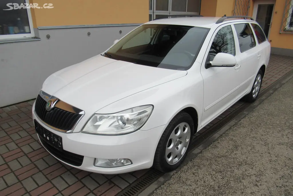Škoda Octavia, 2.0 TDi AUT.KLIMA VYHŘÍV.SED. - fotka 5