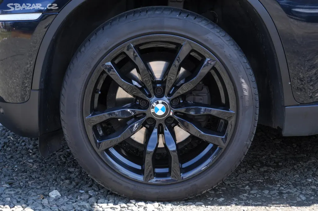 BMW X6, 30d, Webasto, LED, HUD, Tažné - fotka 4