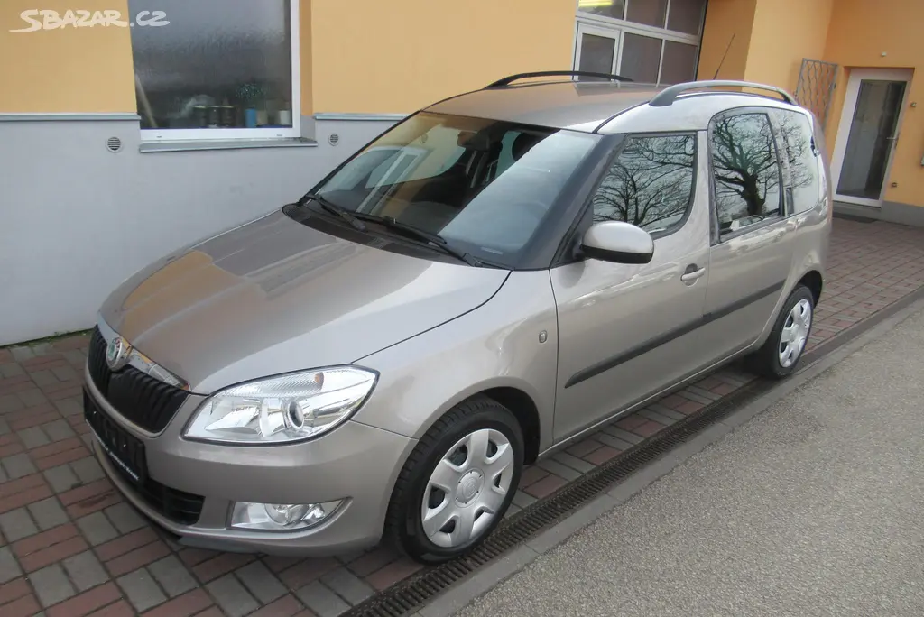 Škoda Roomster, 1.2 TSi AUT. KLIMA NAVIGACE - fotka 5