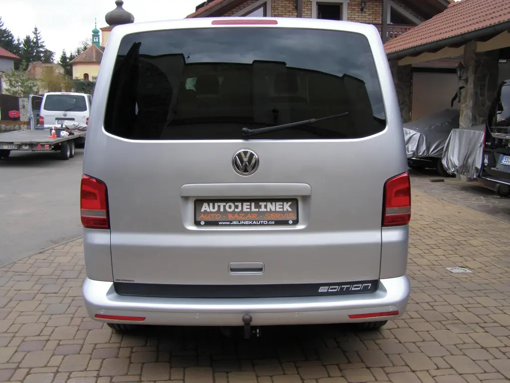 Volkswagen Caravelle 2.0TDI 103KW GENERATION LONG - fotka 4