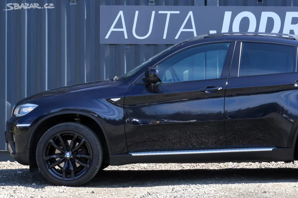 BMW X6, 30d, Webasto, LED, HUD, Tažné - fotka 2