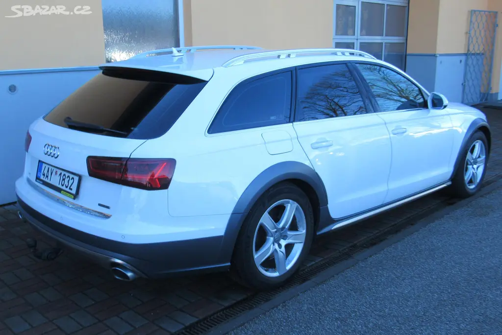 Audi A6 allroad, 3.0 TDI QUATTRO NAVI TAŽNÉ - fotka 5